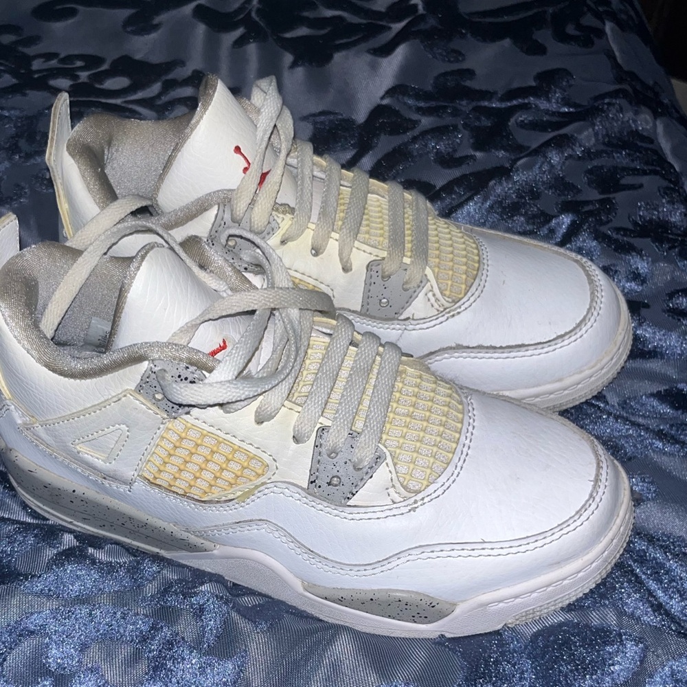 Jordan 4 kids